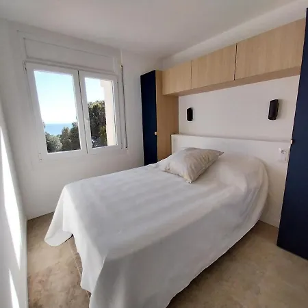 Sejour Paisible En Front De Mer, Terrasse & Acces Almadrava Apartment