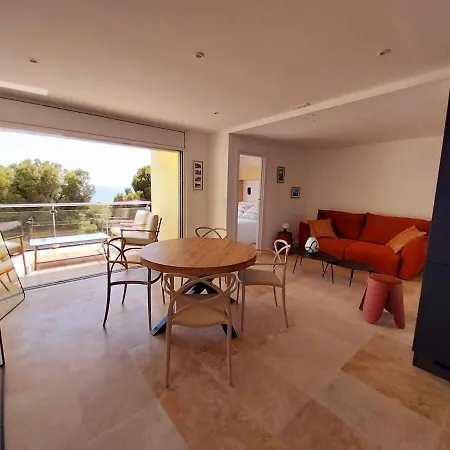 Sejour Paisible En Front De Mer, Terrasse & Acces Almadrava Apartment *